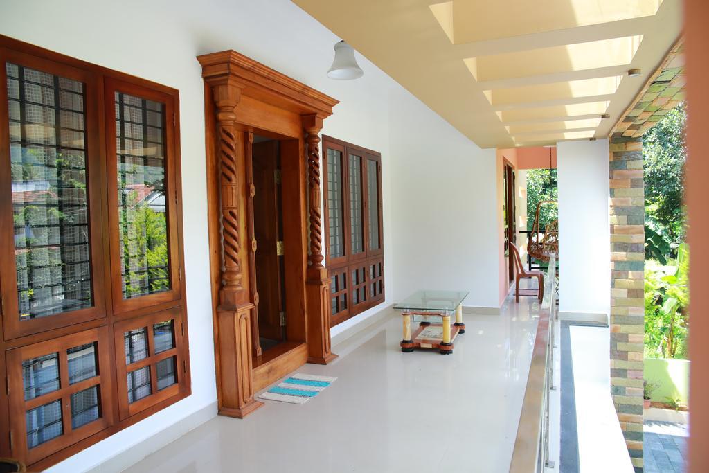 Periyar Villa Home Stay - Thekkady Exterior photo